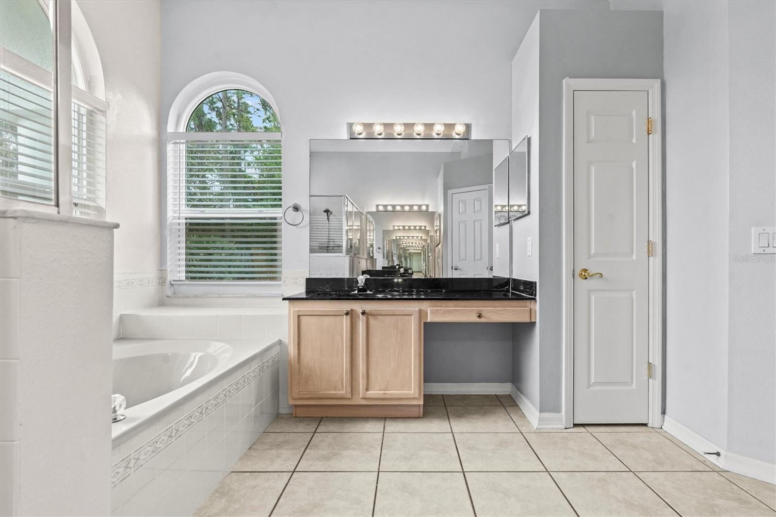 ROCKET CITYA - Residential