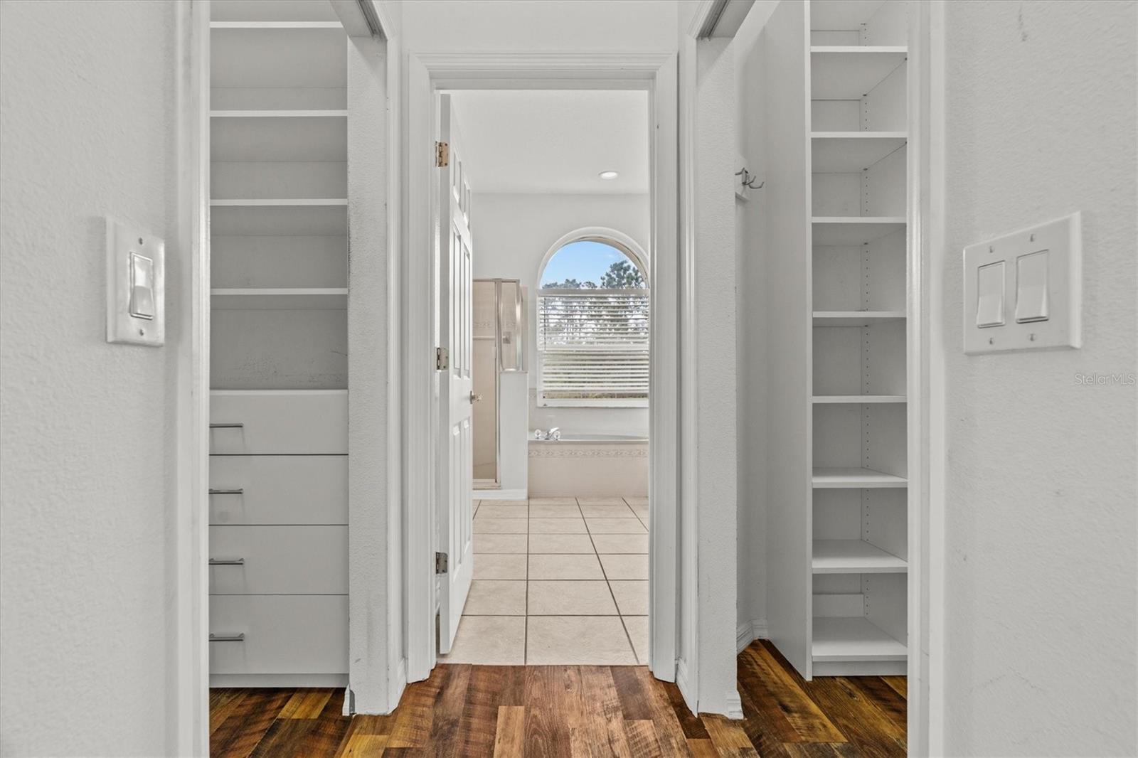 ROCKET CITYA - Residential