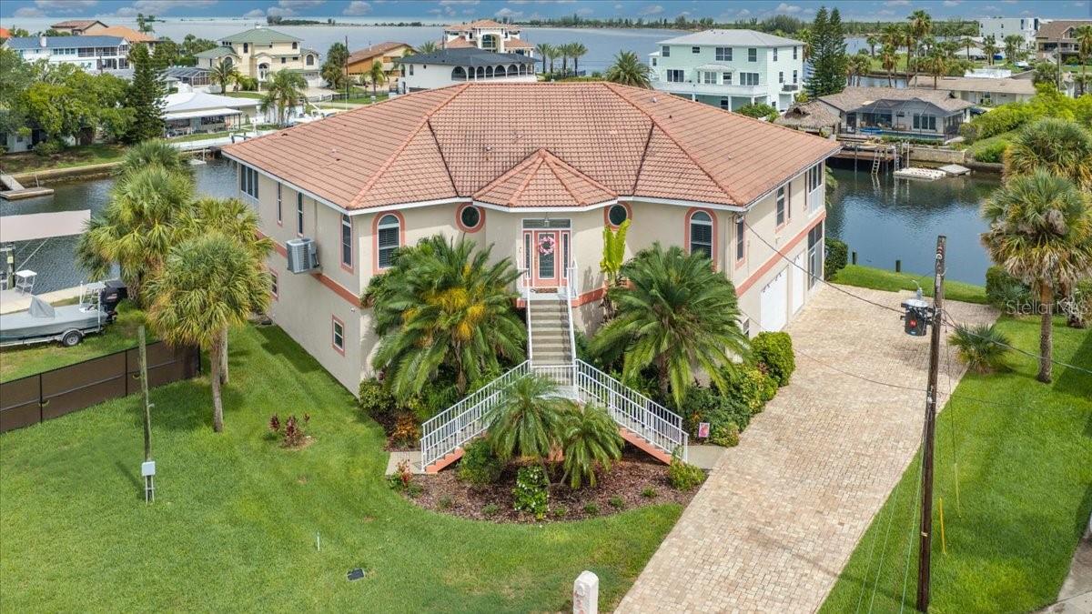 4295 NEWPORT DRIVE