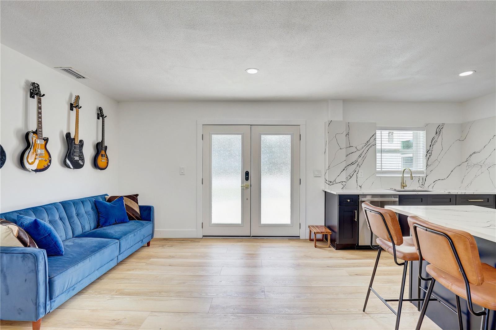 SUN PLAZA ISLES SEC 4 - Residential