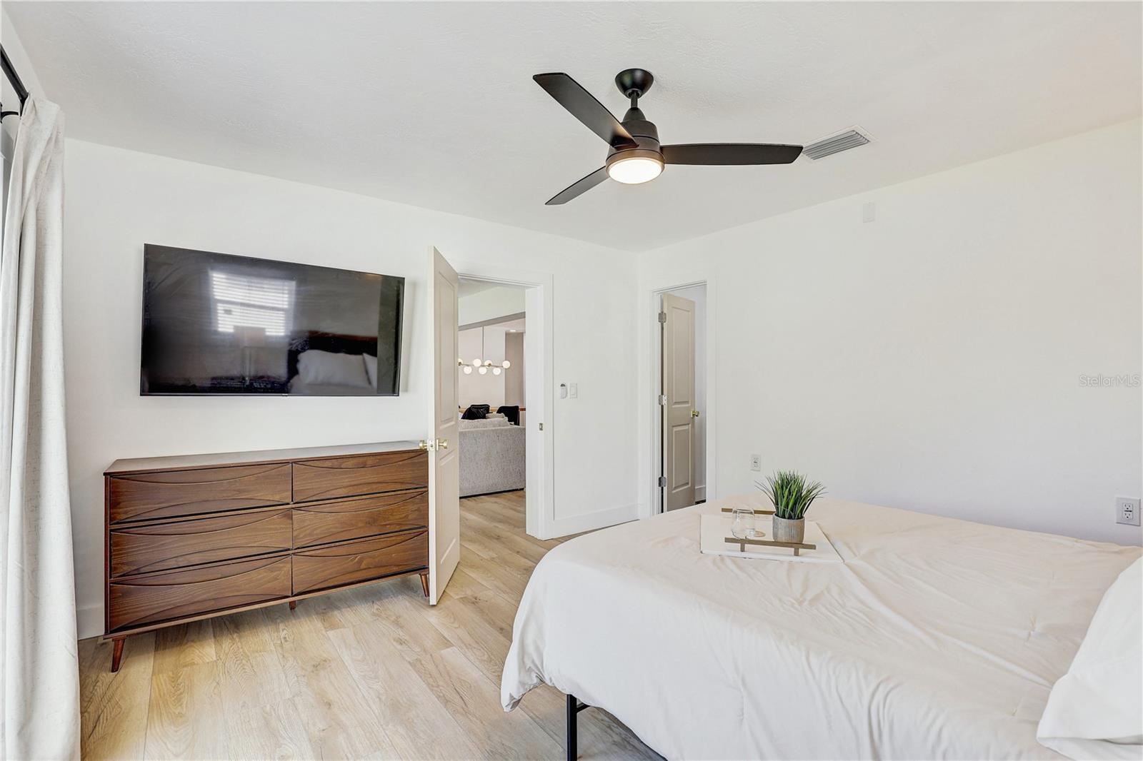 SUN PLAZA ISLES SEC 4 - Residential