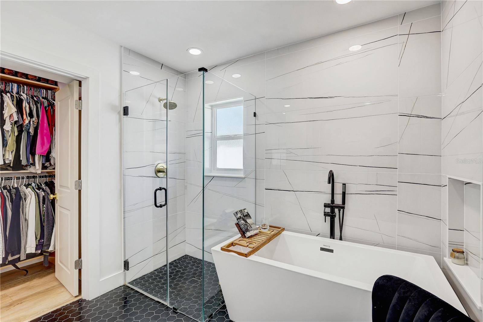 SUN PLAZA ISLES SEC 4 - Residential