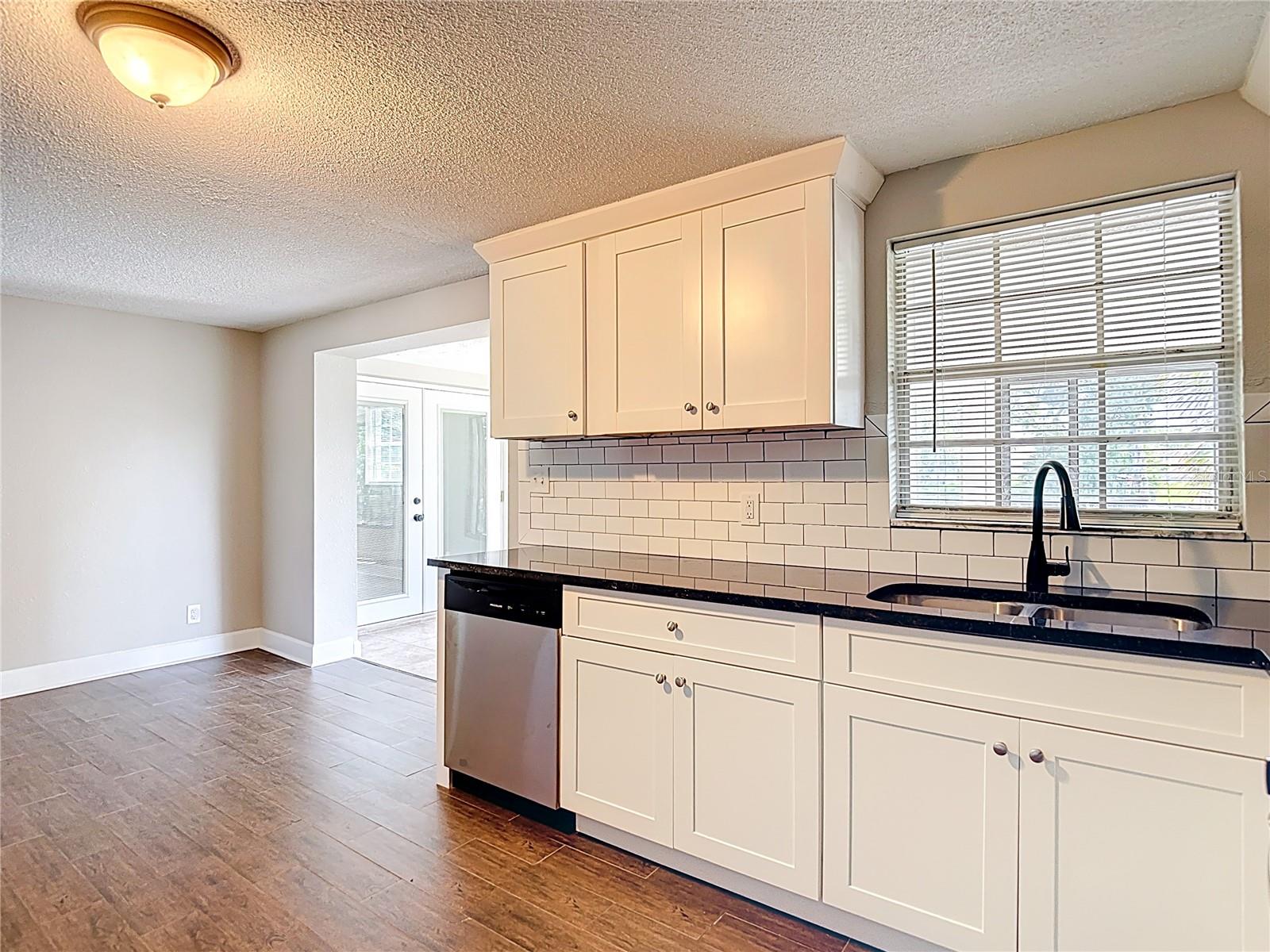 HUDSON BEACH ESTATES - Residential