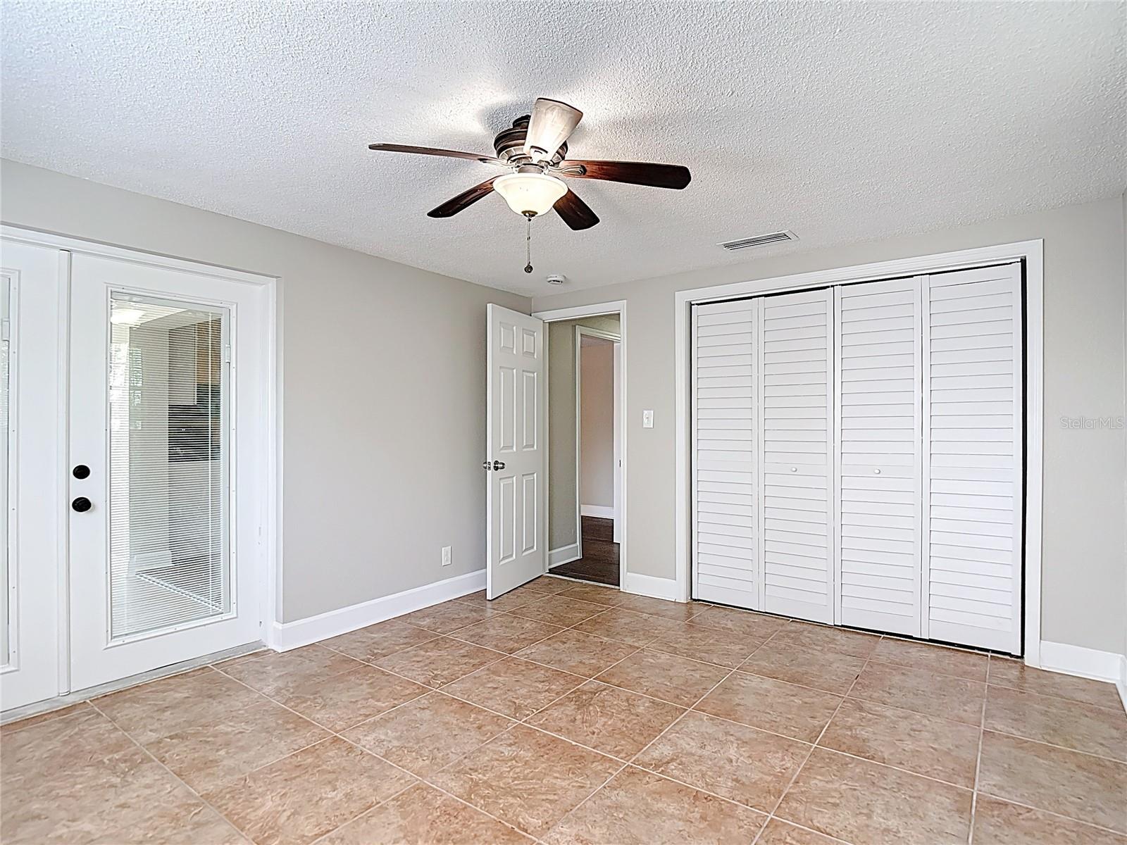 HUDSON BEACH ESTATES - Residential