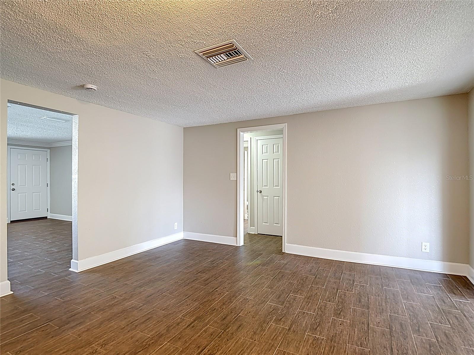 HUDSON BEACH ESTATES - Residential