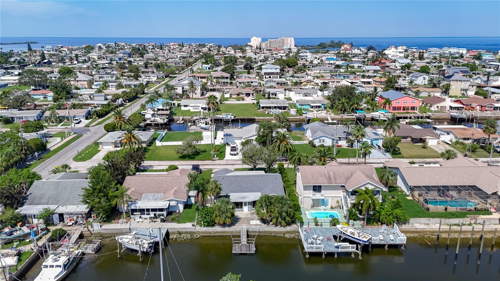 HUDSON BEACH ESTATES - Residential