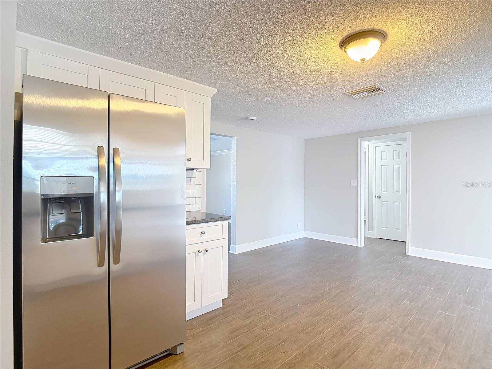 HUDSON BEACH ESTATES - Residential