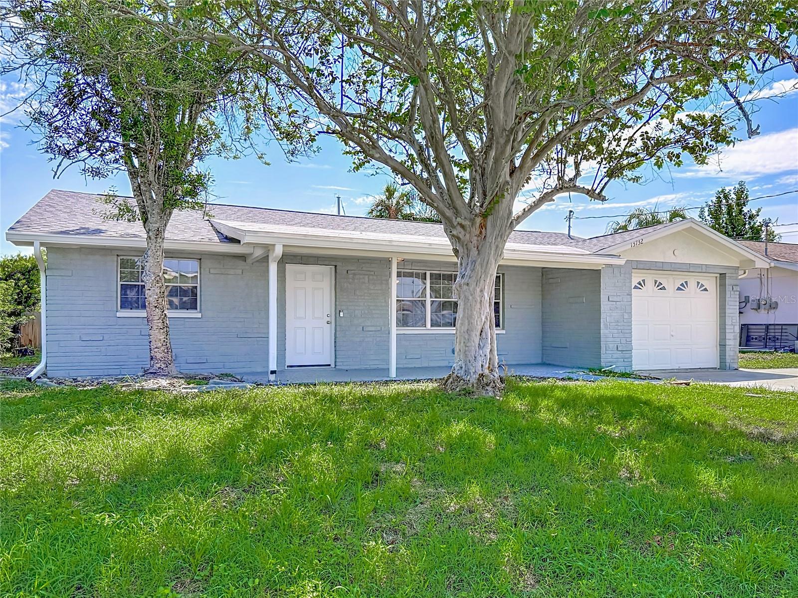 HUDSON BEACH ESTATES - Residential