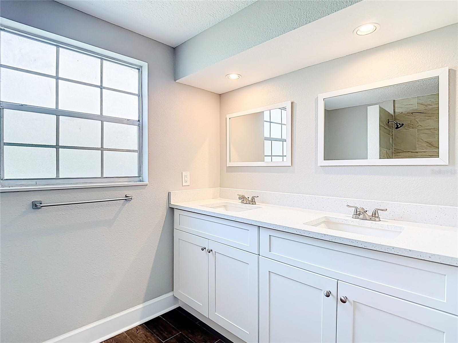 HUDSON BEACH ESTATES - Residential