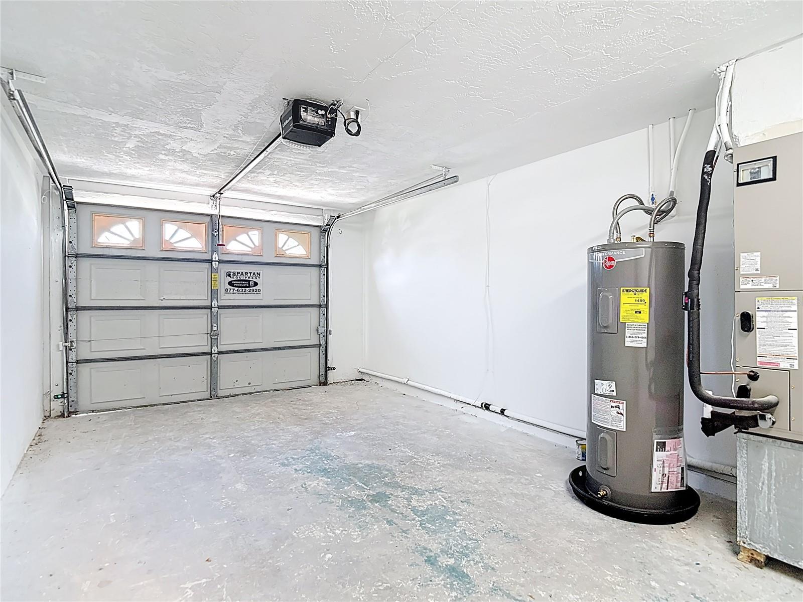 HUDSON BEACH ESTATES - Residential