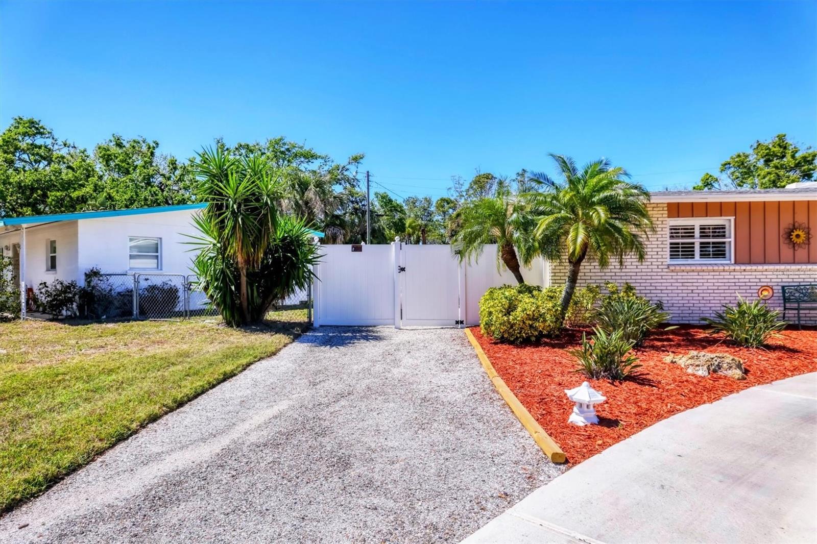 4008 CAPE VISTA DRIVE
