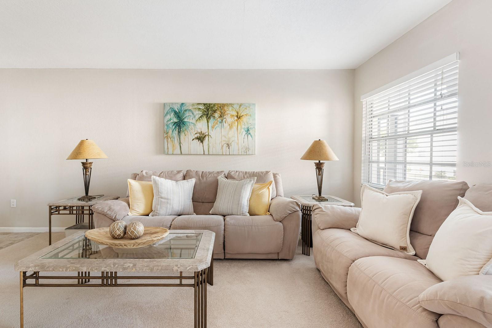PALM MANOR PH 03 - Residential