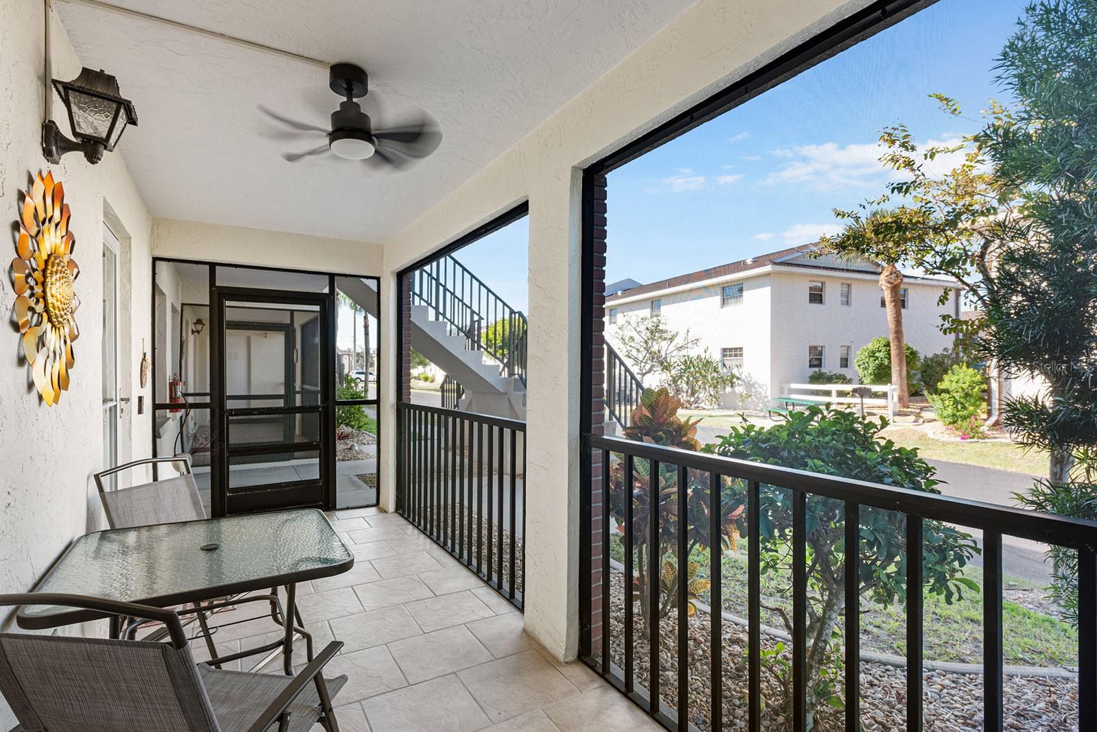 PALM MANOR PH 03 - Residential