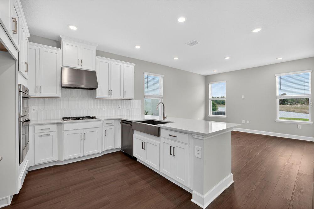 13423 COMMONS AVENUE