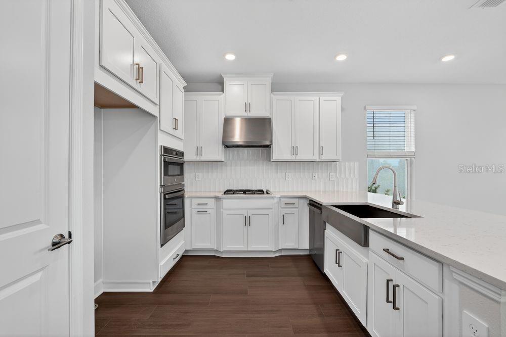 13423 COMMONS AVENUE