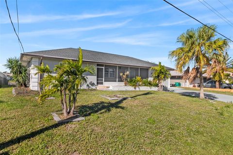 A home in PORT CHARLOTTE