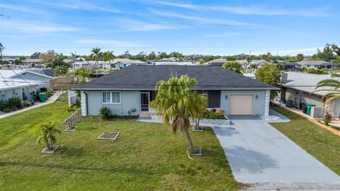 A home in PORT CHARLOTTE