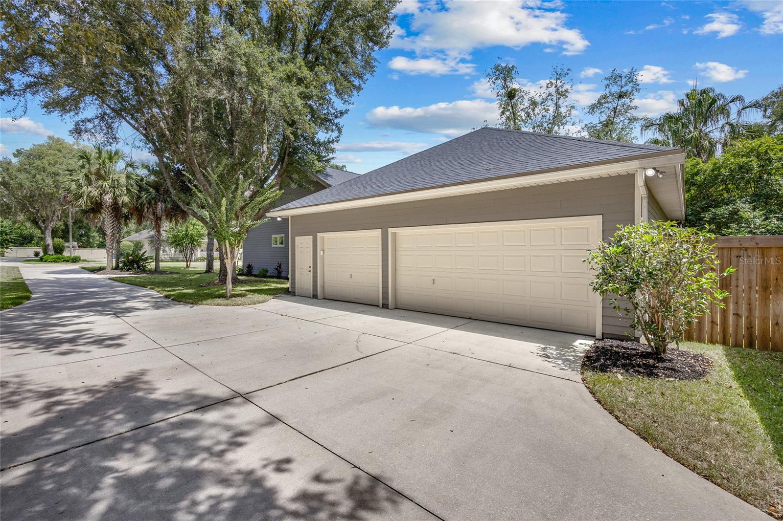 10265 SW 25TH PLACE