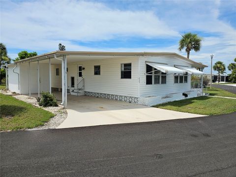 Photo of 633 Como Drive, Venice, FL 34285 (MLS # N6139663)