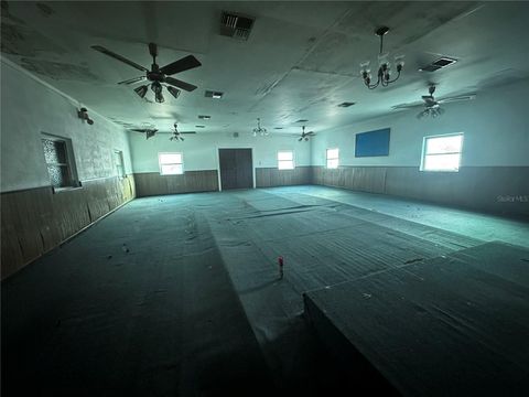 Tiny photo for 619 NE 2nd Street, Crystal River, FL 34429 (MLS # OM714919)