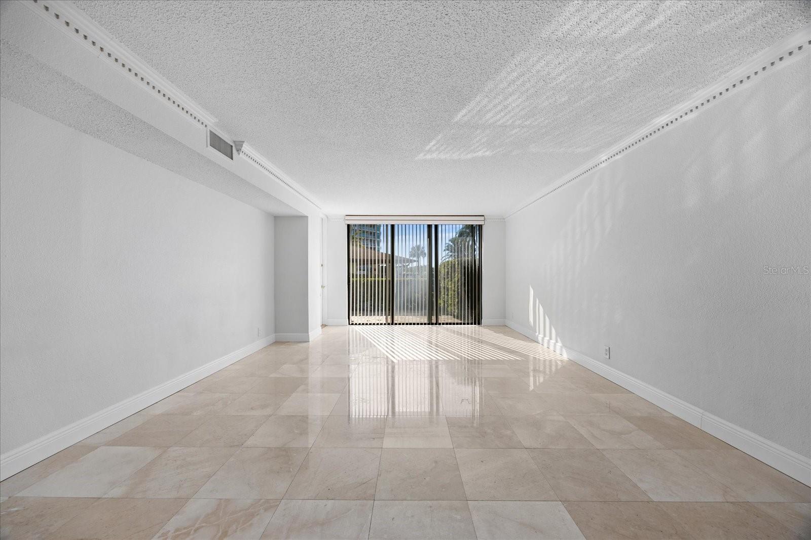 100 OAKMONT LANE 101