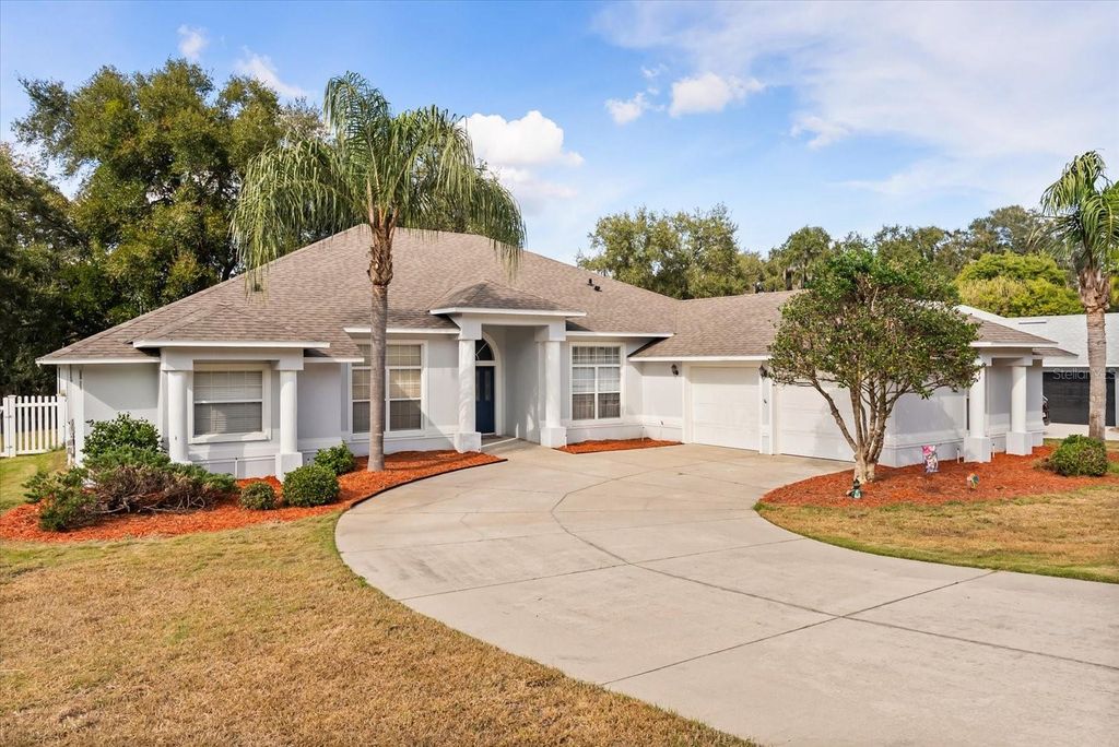 Photo of 1331 Briarhaven Lane, Clermont, FL 34711 (MLS # G5106386)