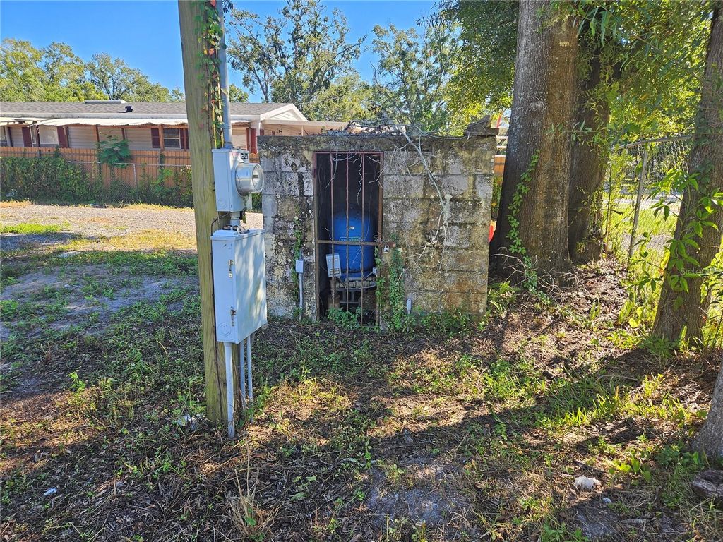 Photo of 12321 Cambridge Avenue, Tampa, FL 33624 (MLS # TB8429903)