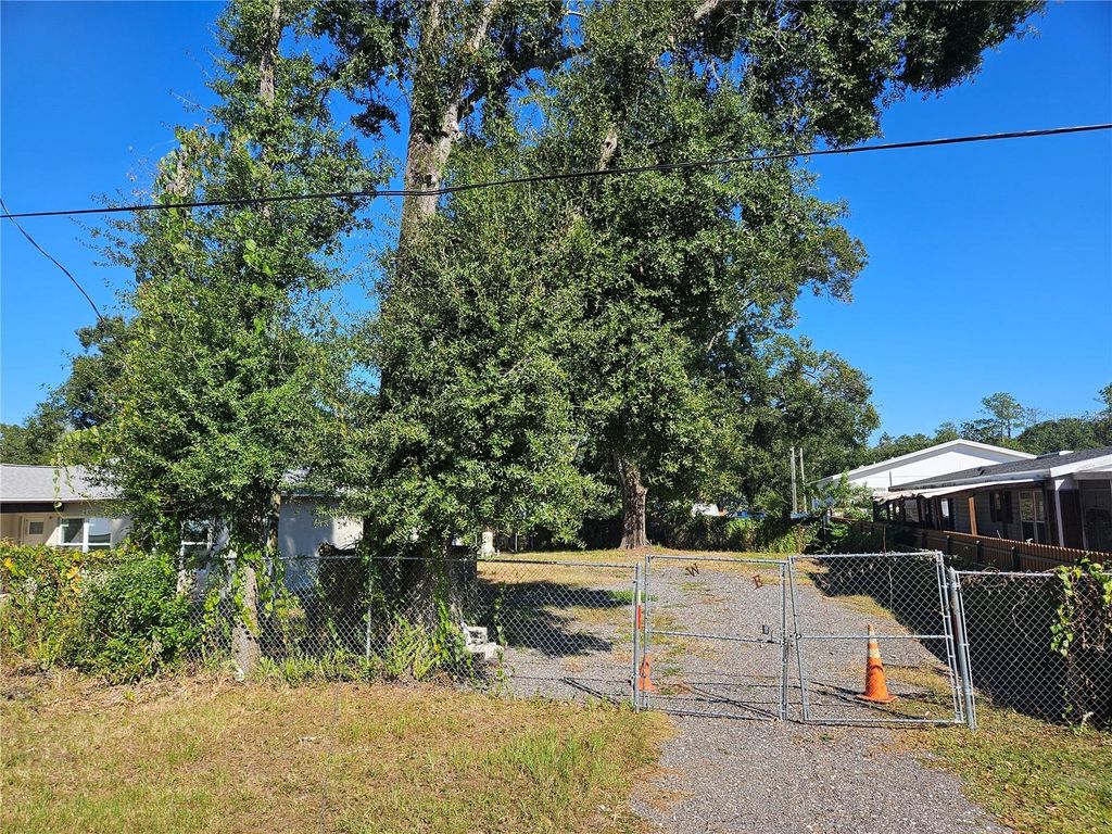 Photo of 12321 Cambridge Avenue, Tampa, FL 33624 (MLS # TB8429903)