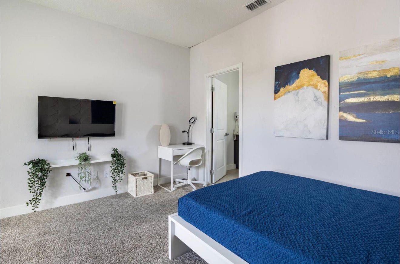 VILLA DOMANI - Residential Lease