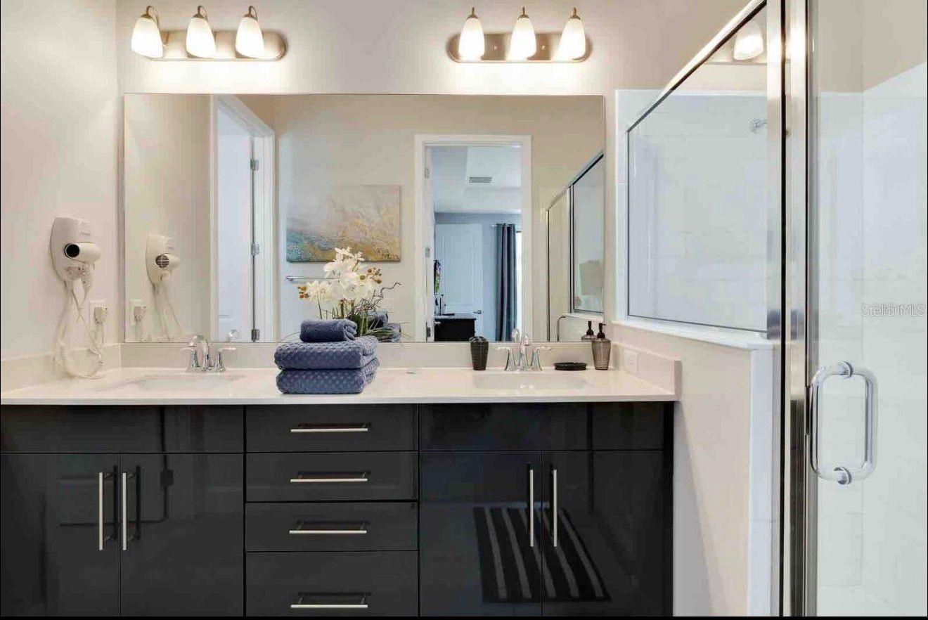 VILLA DOMANI - Residential Lease