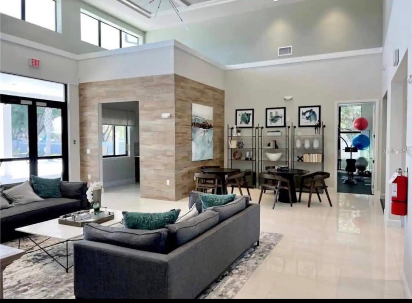 VILLA DOMANI - Residential Lease