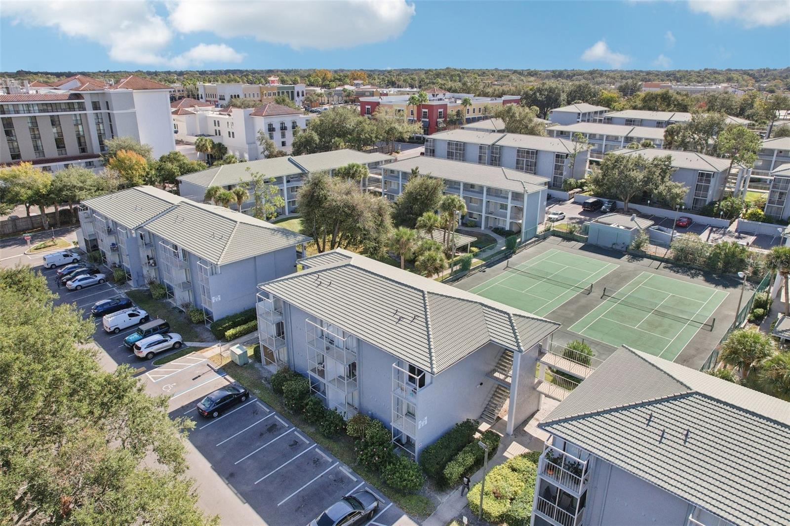 WATERSIDE AT CRANES ROOST A CONDO COMMUNITY - Residential