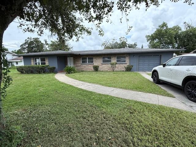 Charming Plant City Home - Perfect for First-Time Buyers or Investors!
This beautiful property sits in central Plant City with no HOA restrictions, just minutes from HCC campus and I-4 for easy commuting. The home features large front and backyards plus a screened patio perfect for entertaining year-round.
Inside, you'll find an updated kitchen with granite countertops and stainless steel sink, along with durable terrazzo floors and ceramic tile bathrooms. The oversized single-car garage includes a convenient inside laundry room for added functionality.
Recent updates provide peace of mind, including new windows, an electrical panel replaced in 2021, and most AC components replaced in 2022. This well-maintained home offers great value as either a perfect starter home or smart investment opportunity in a prime location.