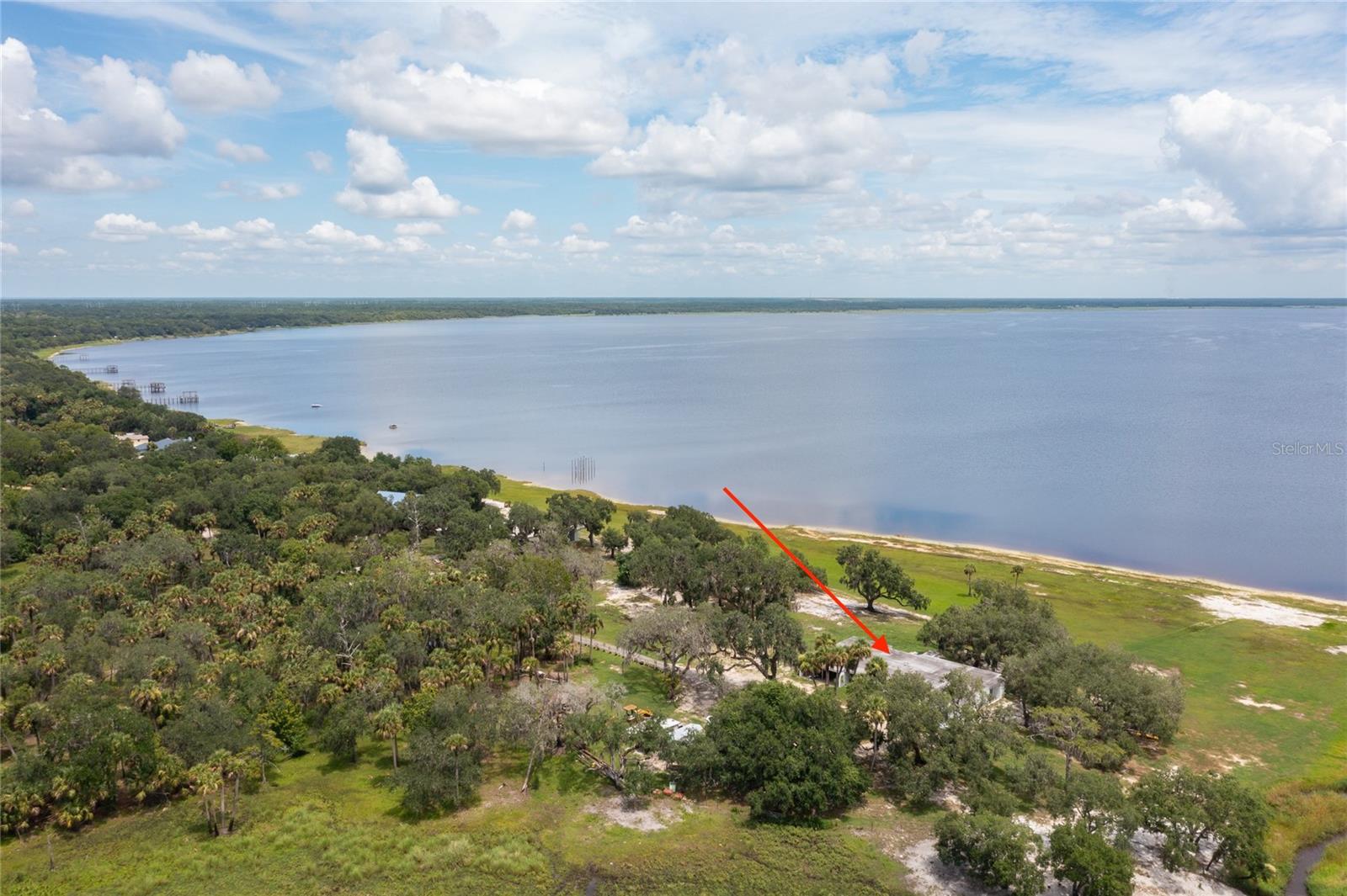 LAKE HARNEY BCH - Residential