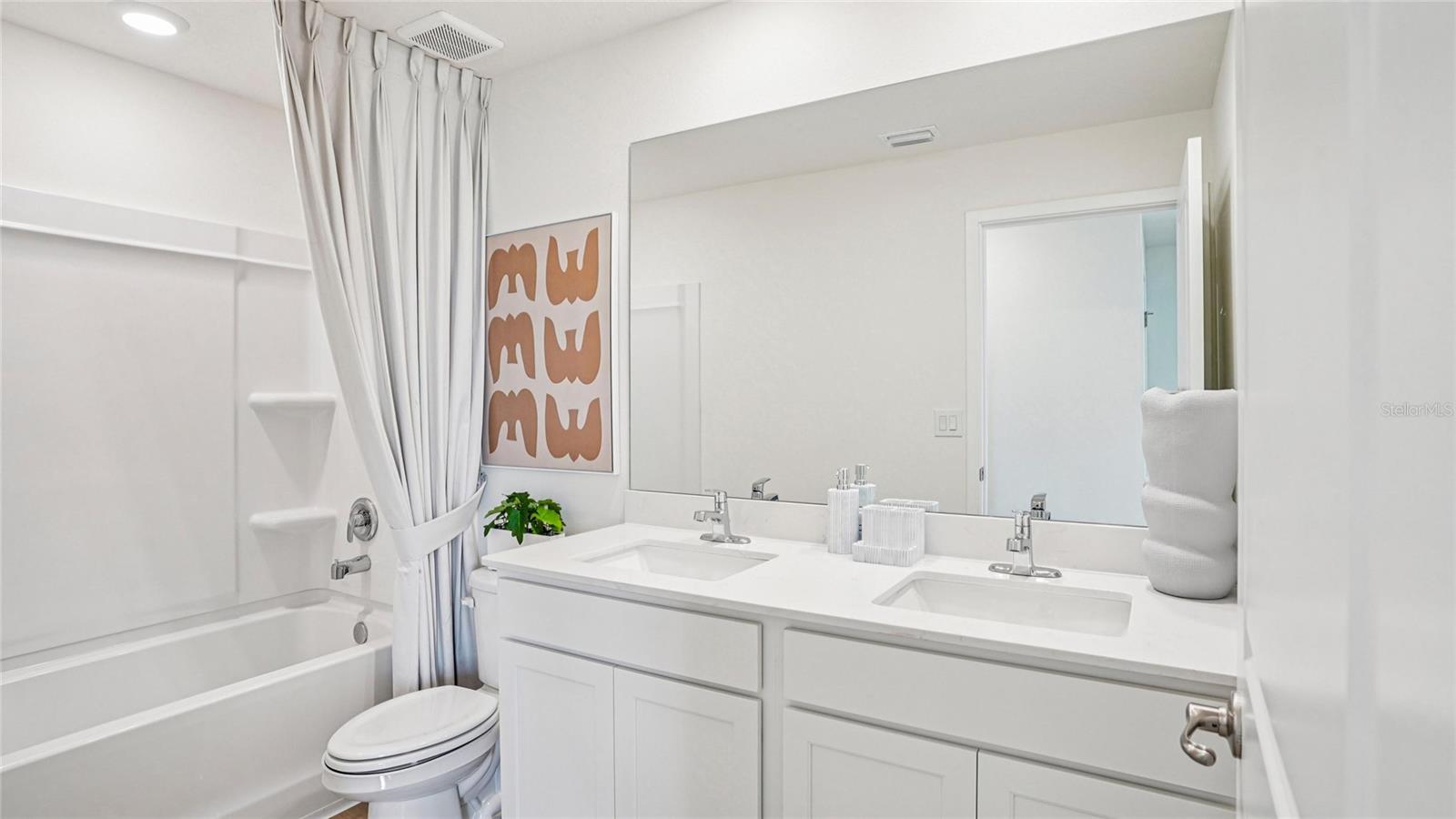 EMERSON POINTE - Residential