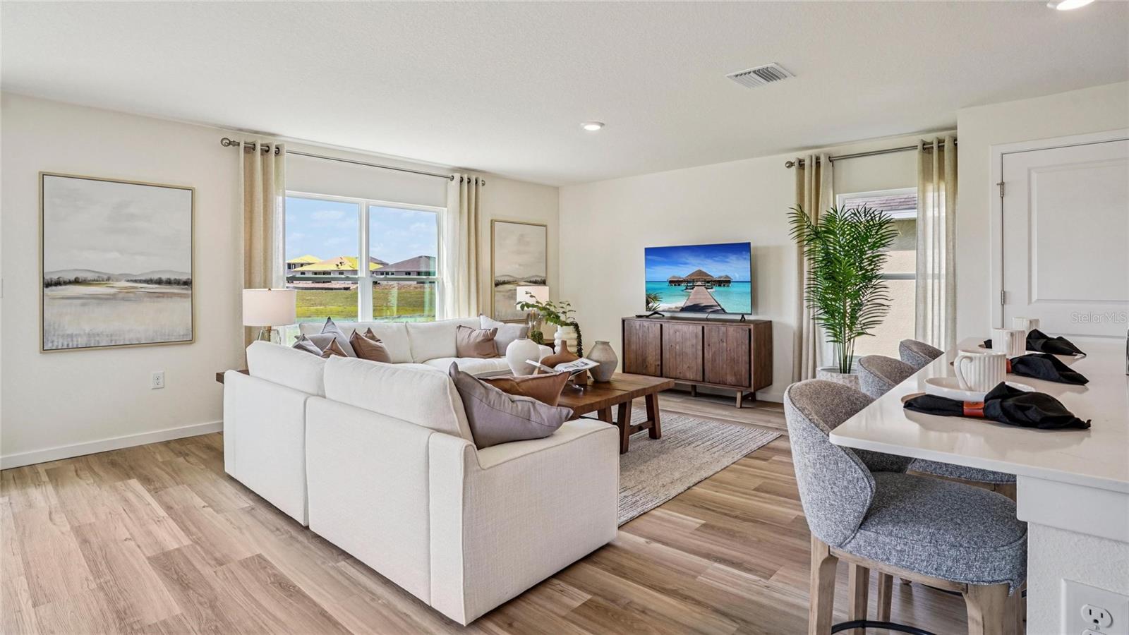 EMERSON POINTE - Residential