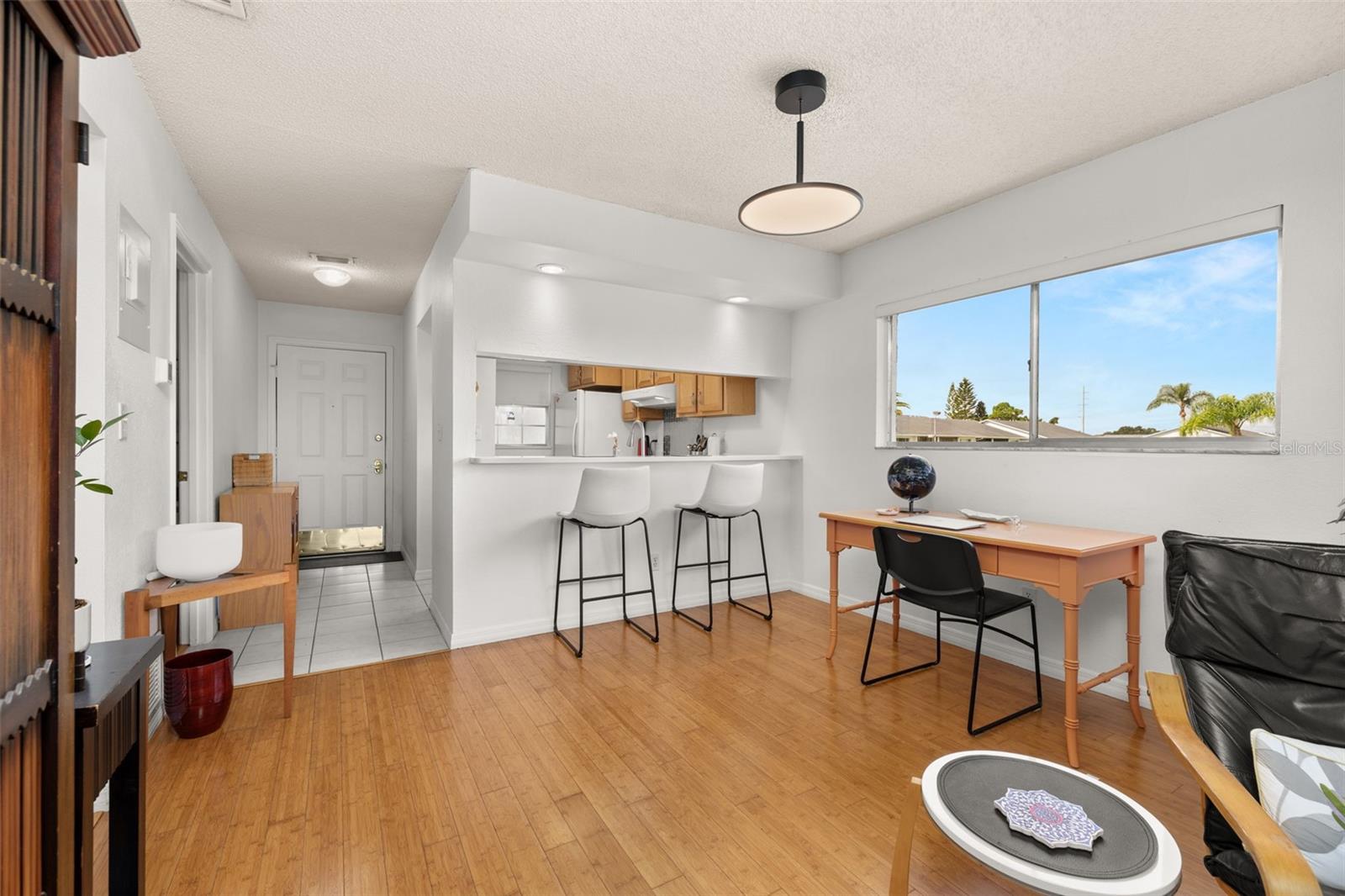 FAIRWAYS/ROYAL OAK - Residential