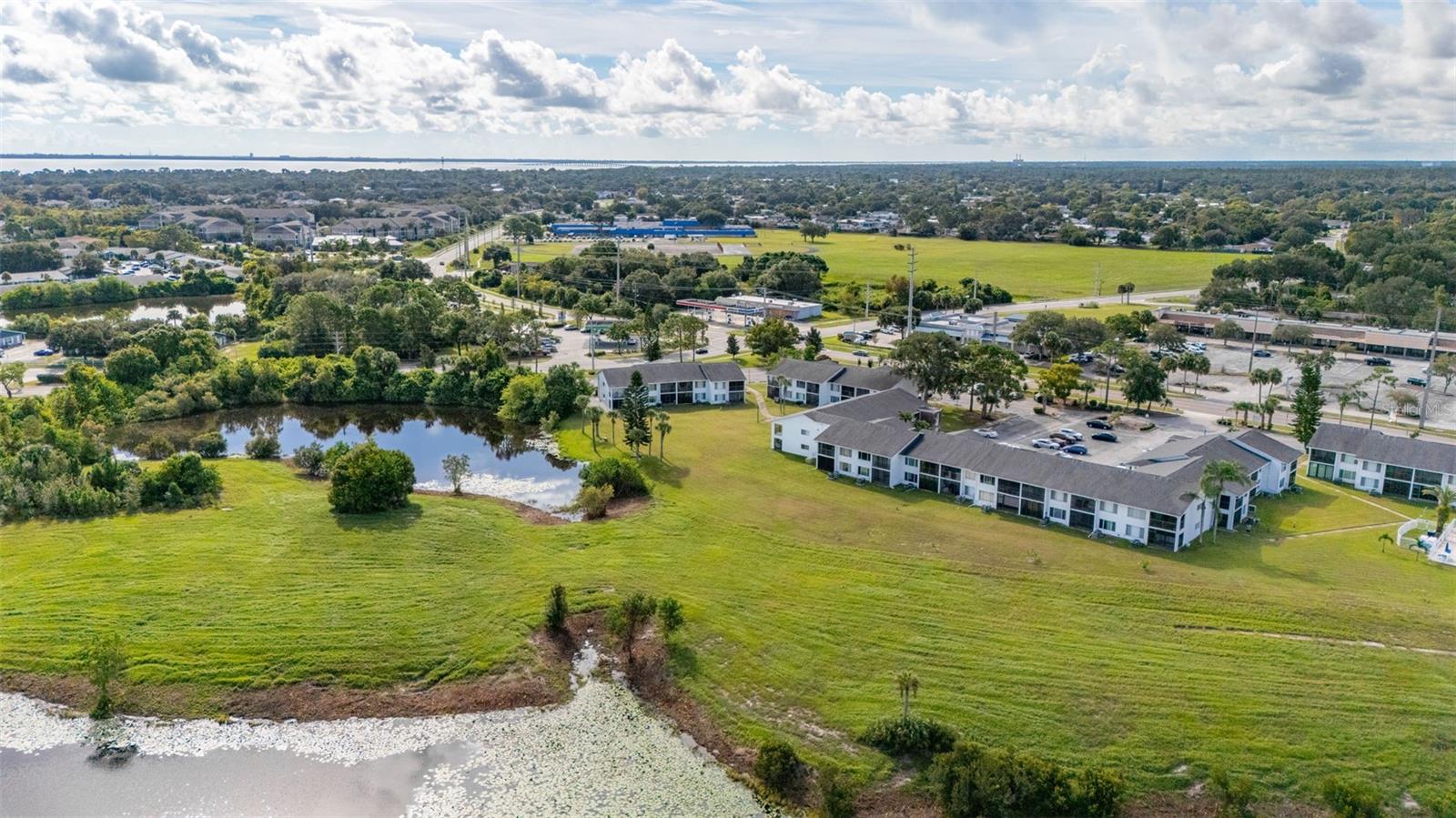 FAIRWAYS/ROYAL OAK - Residential