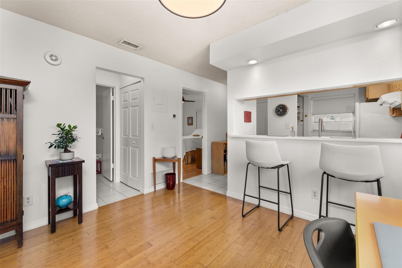 FAIRWAYS/ROYAL OAK - Residential