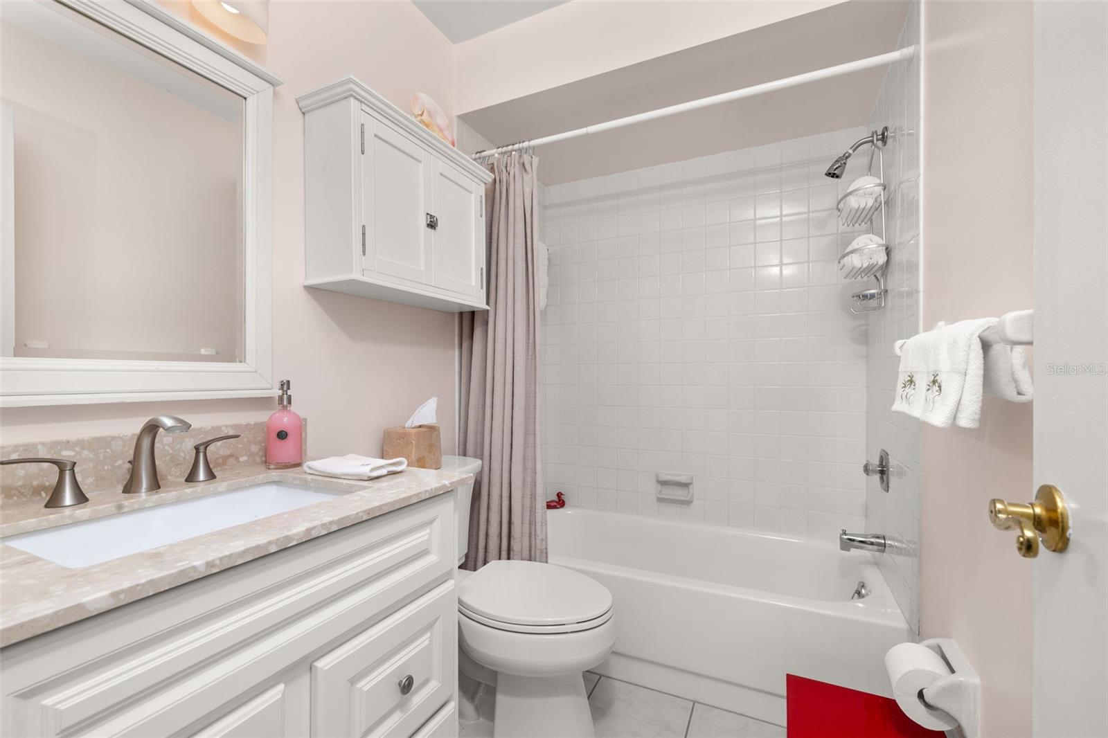 FAIRWAYS/ROYAL OAK - Residential