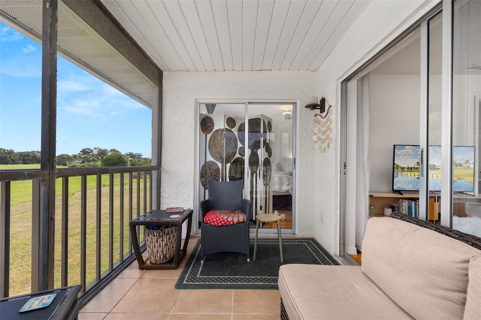 FAIRWAYS/ROYAL OAK - Residential