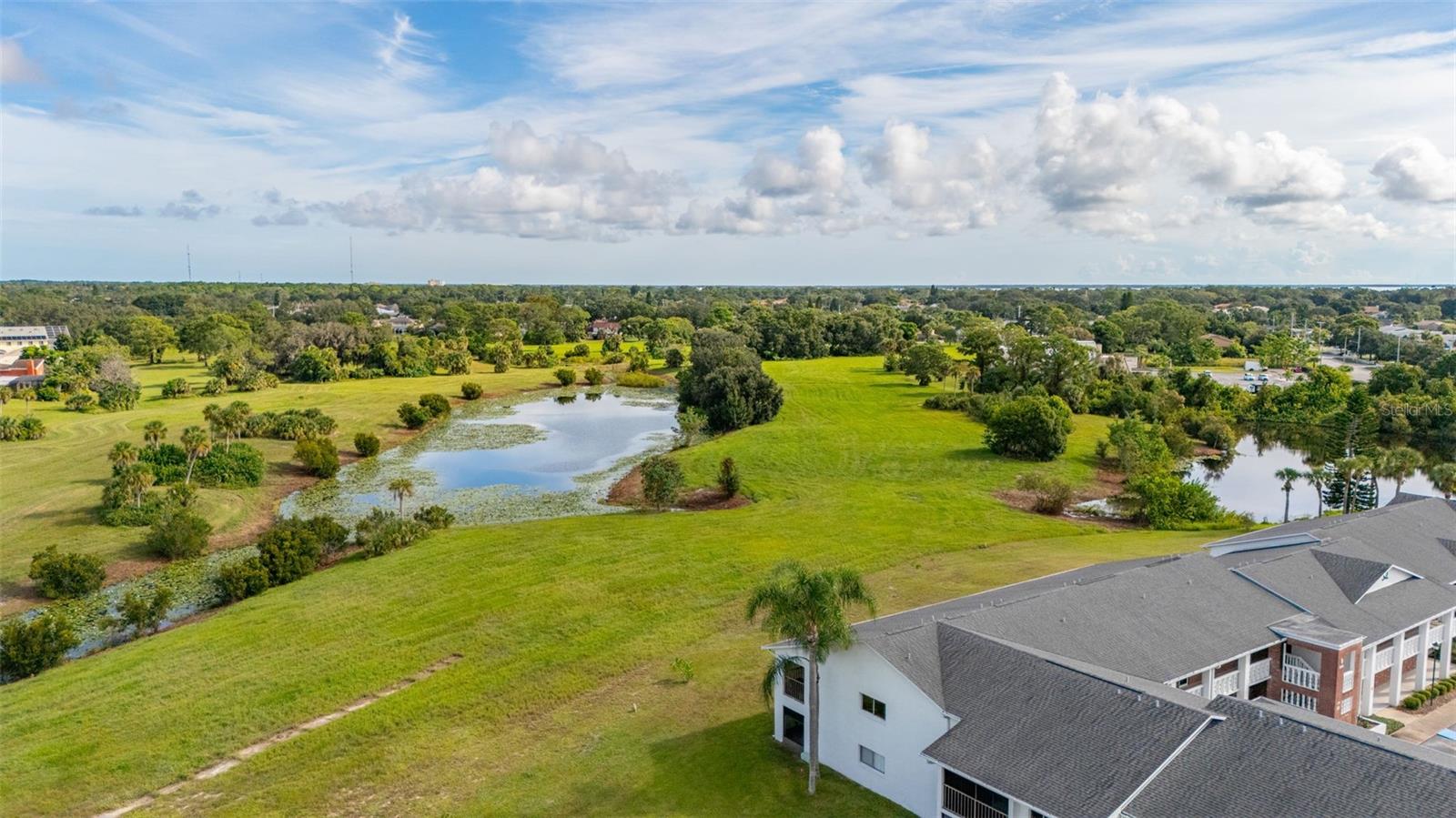 FAIRWAYS/ROYAL OAK - Residential