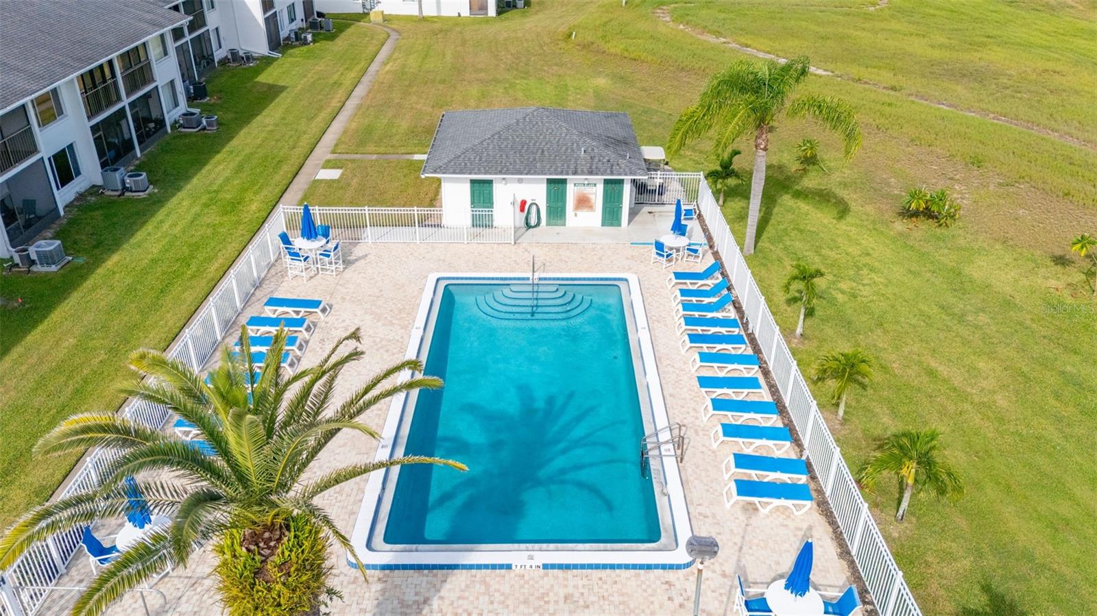 FAIRWAYS/ROYAL OAK - Residential