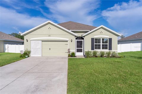 Photo of 9777 Pepper Tree Trail, Wildwood, FL 34785 (MLS # G5100732)