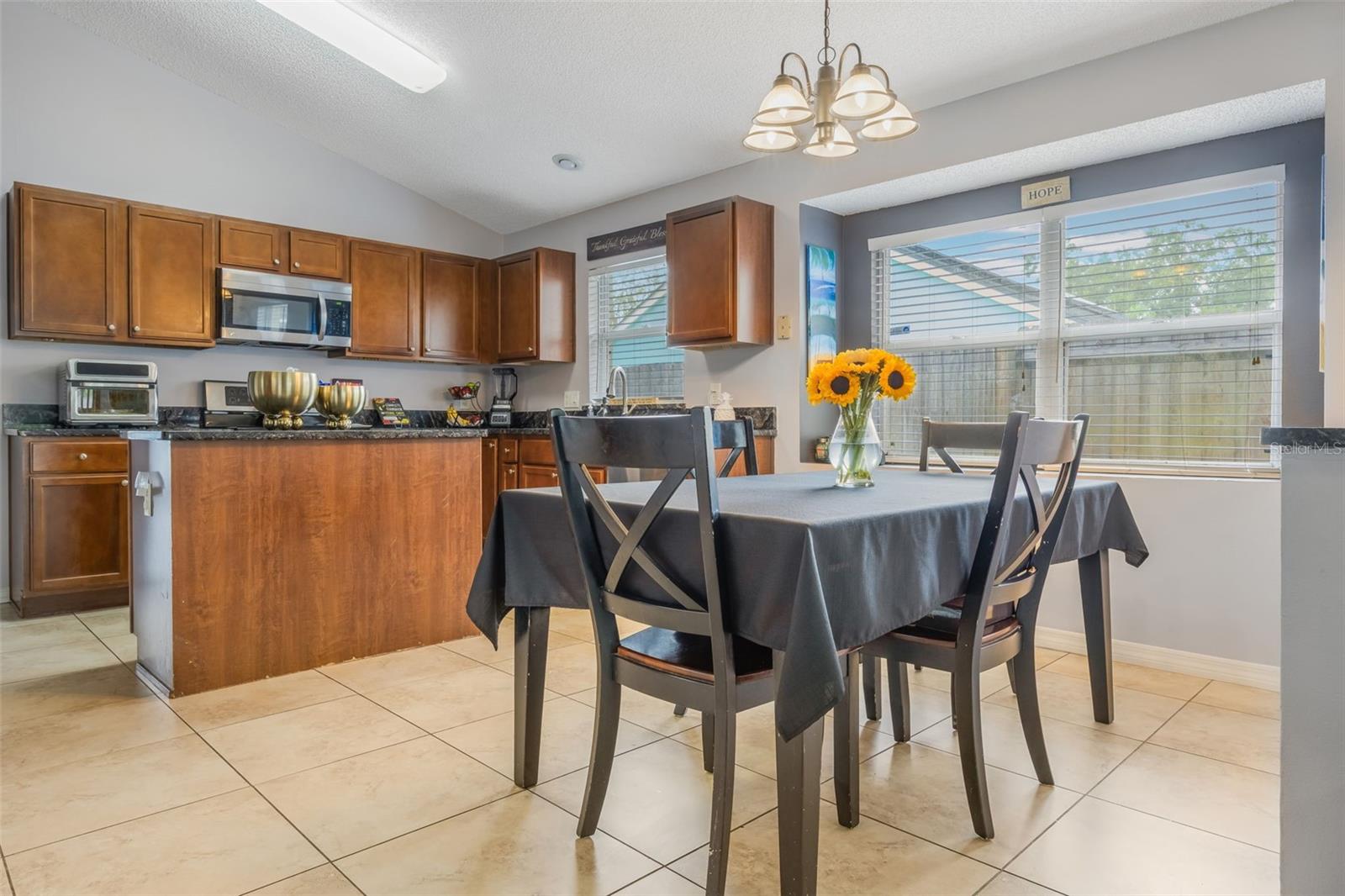 WOODFIELD OAKS - Residential