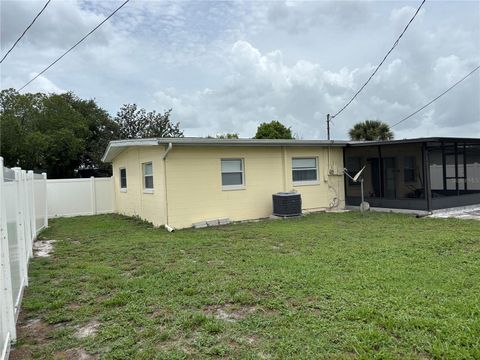 A home in WINTER PARK