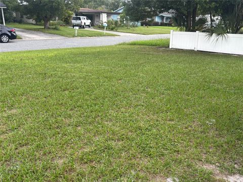 A home in WINTER PARK