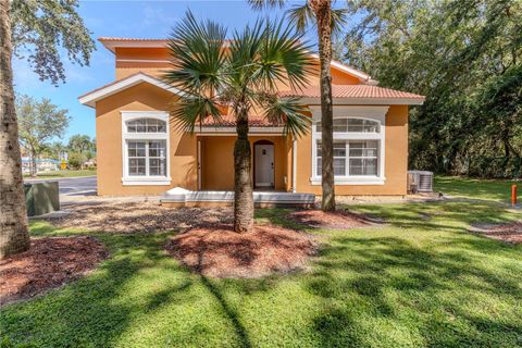 Photo of 1001 Park Ridge Circle, Kissimmee, FL 34746 (MLS # P4936306)