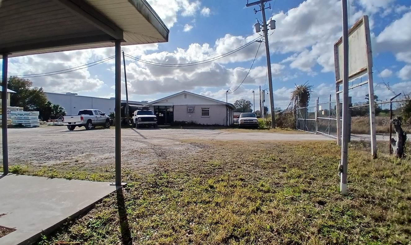 2295 US HIGHWAY 92 E