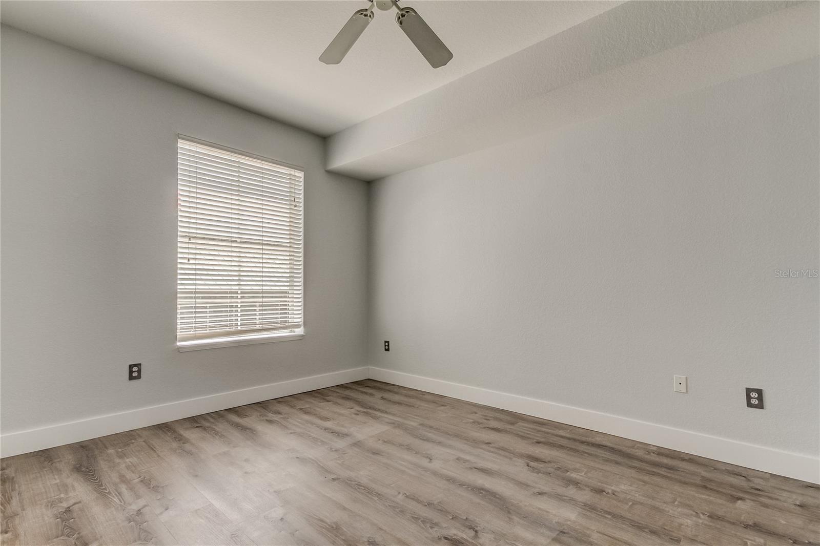 PARKCREST HARBOUR ISLAND CONDO - Residential Lease